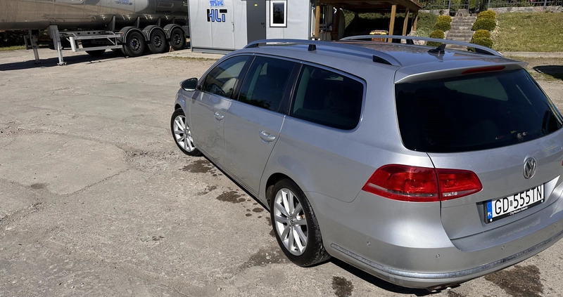 Volkswagen Passat cena 35500 przebieg: 256000, rok produkcji 2014 z Gdańsk małe 121